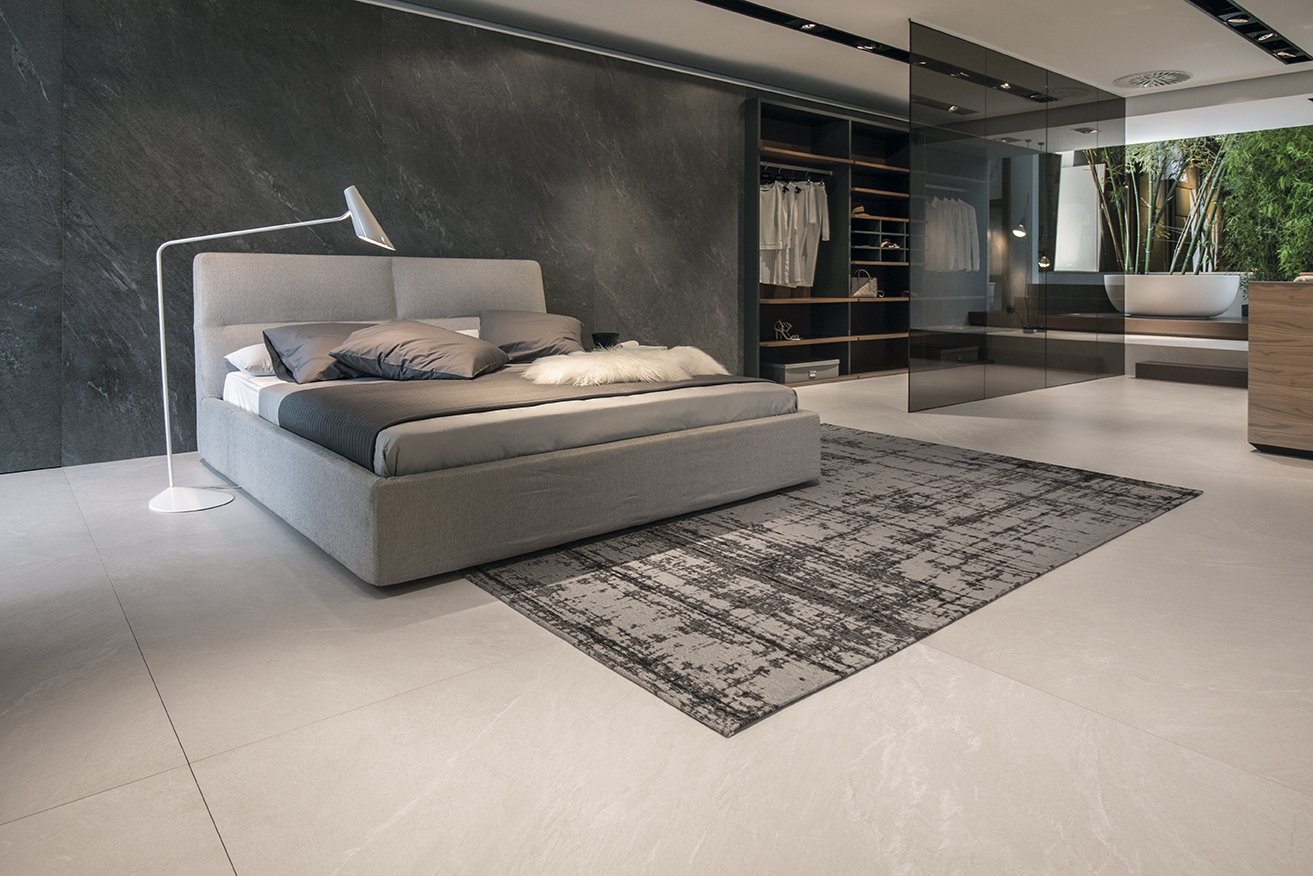 1554364495514001.jpg 2 Pacific Gris + Blanco Bush-hammered.jpg