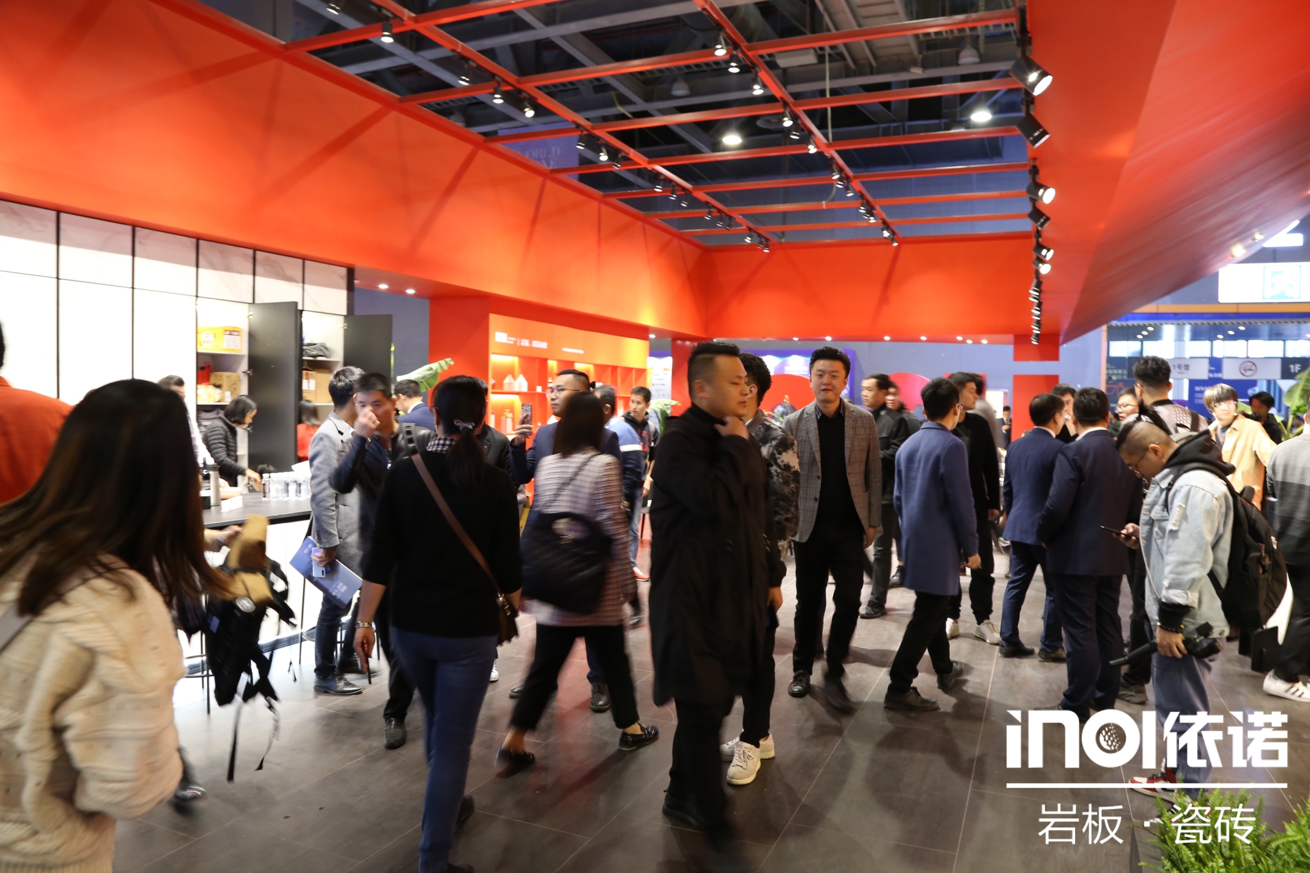 1575680973311634.jpg 11856179.jpg