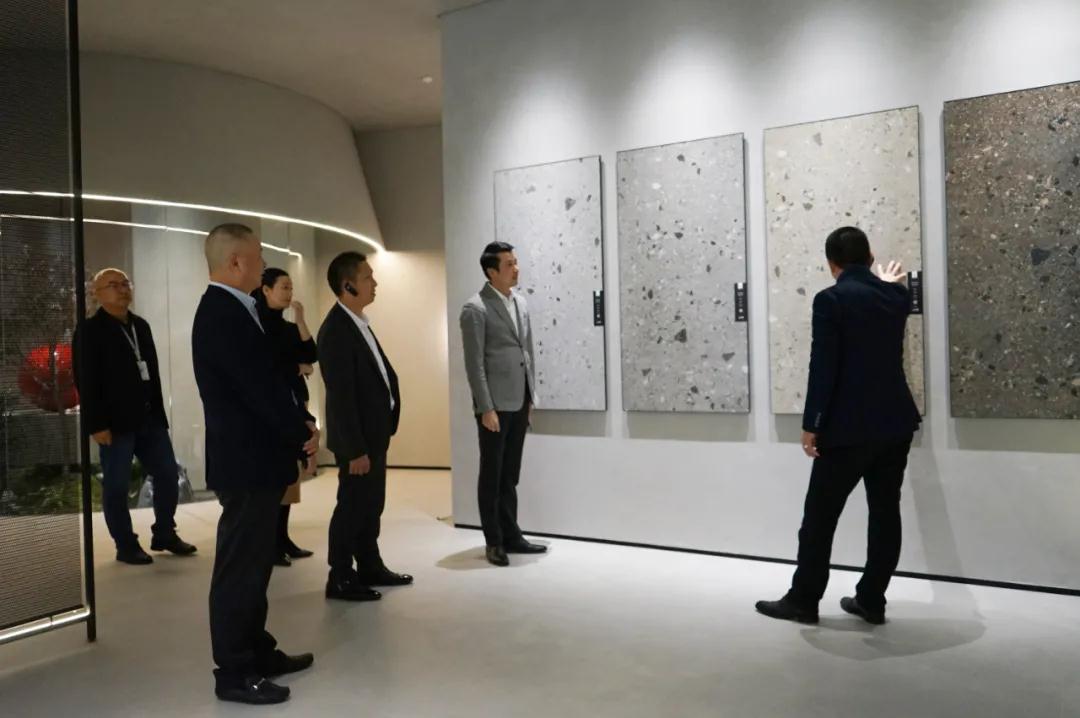 1639203957130396.jpg 3.jpg