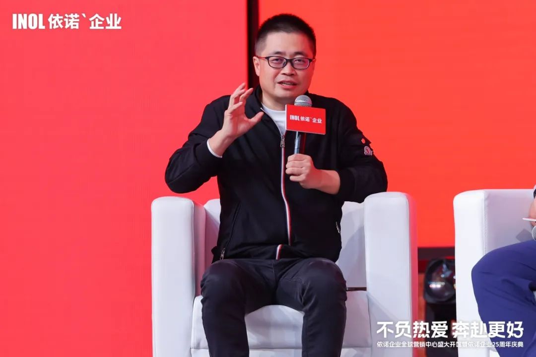 1704437934347841.jpg 640 (32).jpg